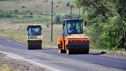 Дорожники отремонтировали в Никитовке Красногвардейского района более 14 км дорог