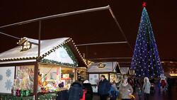 Деды Морозы из разных эпох откроют череду предновогодних праздников в Белгороде