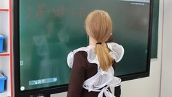 Вячеслав Гладков – о средствах на покупку школьной формы для детей из многодетных семей