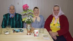 Жители красногвардейского села Новохторное  отметили День пожилых людей