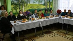 Галина Руденко посетила отделение дневного пребывания в красногвардейском селе Никитовка