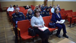 Белгородские судебные приставы провели совещание с представителями кредитных учреждений