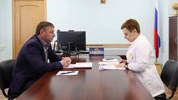 Александр Шуваев провёл встречу с главврачом детской областной клинической больницы