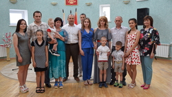 Жители Красногвардейского района отметили День семьи, любви и верности