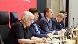 Вячеслав Гладков –о направлении реестров на компенсации за утраченное жильё на сумму 2,9 млрд рублей