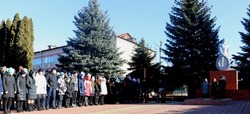 Торжественная линейка ко дню освобождения Красногвардейского района прошла в Веселовской школе