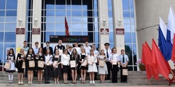14 молодых жителей Красногвардейского района получили паспорта