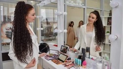 Социальный контракт помог жительнице красногвардейской Засосны открыть студию красоты