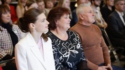 Вячеслав Гладков рассказал о торжественной церемонии вручения стипендий молодым активистам