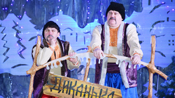 Жители Бирюча увидели спектакль «Ночь перед Рождеством»