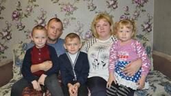Многодетная мама из красногвардейского села Коломыцево: «С добротой и любовью к детям»