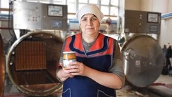 Елена Мордовцева из Бирюча 34-й год трудится в ООО «Домат» 