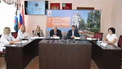 Лидер белгородских профсоюзов встретился с красногвардейскими работодателями