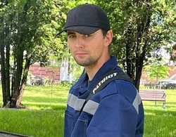 Андрей Карташов: «Помогаем всем нуждающимся красногвардейцам»