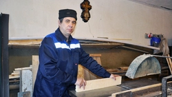 Я — столяр. Эту профессию Виктор Киселёв освоил в Бирюченской управляющей организации