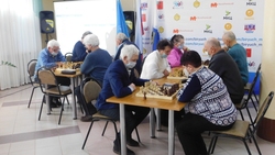 Красногвардейские пенсионеры поучаствовали в шахматном турнире