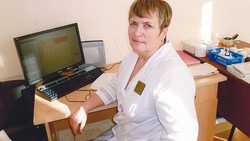 Беречь зубы смолоду. Стоматолог Татьяна Дериглазова поделилась особенностями профессии