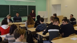 Специалисты Центра молодёжных инициатив провели ряд тематических встреч в Бирюче