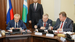 Белгородские власти, профсоюзные организации и работодатели подписали новое соглашение