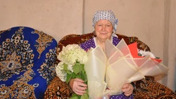 Жительница красногвардейского села Малобыково Елена Кукина отметила 90-летний юбилей