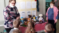 Школьники села Весёлое Красногвардейского района посетили новогоднюю выставку в музее