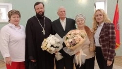 Супруги Костенниковы из Бирюча отметили бриллиантовую свадьбу