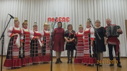 Жители Марьевки посмотрели выступление артистов из Утянского поселения
