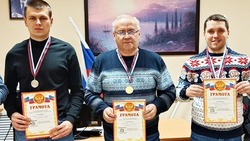 Красногвардеец Сергей Фетисов стал победителем областного блиц-турнира по шахматам