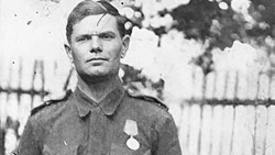 Леонид Евтушенко из Красногвардейского района: «Живут воинские традиции»