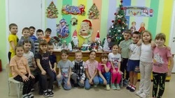 Воспитатели из красногвардейской Засосны: «Скоро,  скоро Новый год!»