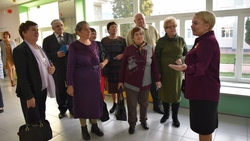 Форум поколений собрал около 40 педагогов и ветеранов отрасли в Бирюче