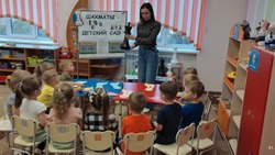 Воспитатели красногвардейского детсада «Росинка» ввели в программу подготовки предмет «Шахматы»