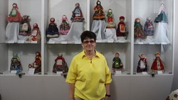 Выставка кукол открылась в Красногвардейском краеведческом музее