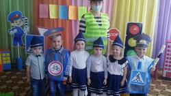 Занятие по дорожной безопасности прошло в детсаду села Весёлое Красногвардейского района