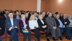 Игорь Шишлянников отчитался перед жителями красногвардейской Ливенки о работе в 2023 году