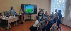 Беседа о русском фольклоре прошла в детской музыкальной школе красногвардейского Весёлого
