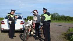 Сотрудники ГИБДД напомнили красногвардейцам правила управления мототранспортом