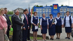 Коллектив Засосенской школы Красногвардейского района открыл Доску Почёта