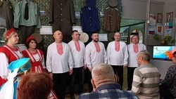 Выставка военной формы прошла в Веселовском филиале Красногвардейского музея