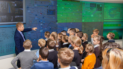 Белгородэнерго организовало тематическую экскурсию для учащихся белгородской школы