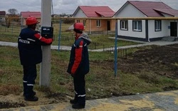 Красногвардейские энергетики подключили пять домов для детей-сирот в городе Бирюч