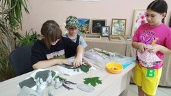 Культработники красногвардейской Никитовки познакомили детей со старинными игрушками