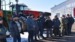 Начальник инспекции Гостехнадзора напомнил красногвардейцам о важности техосмотра