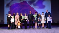 Три жительницы Красногвардейского района получили знак «Материнская слава»