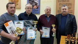 Сергей Фетисов из Бирюча победил в шахматном турнире