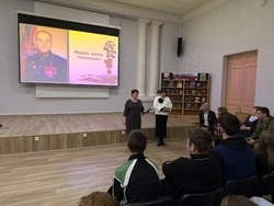 Тематический вечер по случаю Дня Героев Отечества состоялся в районной библиотеке города Бирюч