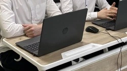 Вячеслав Гладков – о запуске чат-бота «Рядом» для школьников 