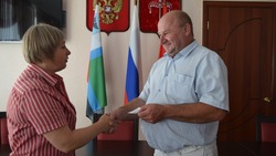 Избирком Красногвардейского района зарегистрировал первого кандидата в депутаты облдумы