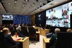 Вячеслав Гладков – о создании в 2025 году единой базы получателей социальных выплат