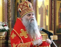 Епископ Валуйский и Алексеевский поздравил красногвардейских прихожан с Пасхой